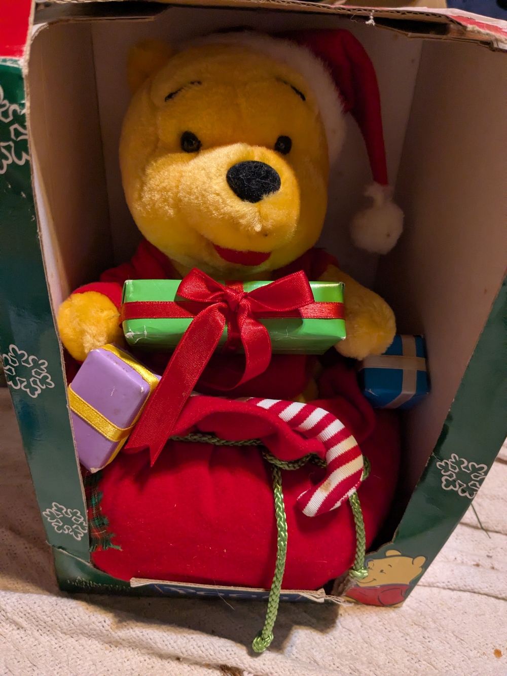 Winnie the Pooh Animated Display Christmas Figure No Sound